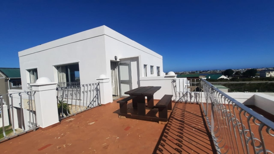 To Let 2 Bedroom Property for Rent in Bettys Bay Western Cape